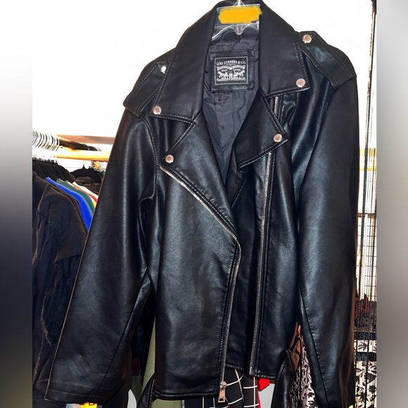 Levi's Jackets & Blazers - Levi Leather Jacket